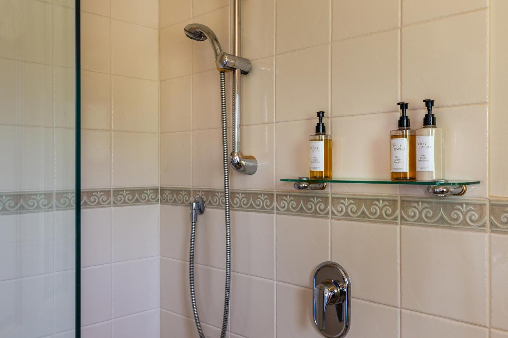 Olive Rabbit - Boutique Bed&Breakfast Turangi Extérieur photo