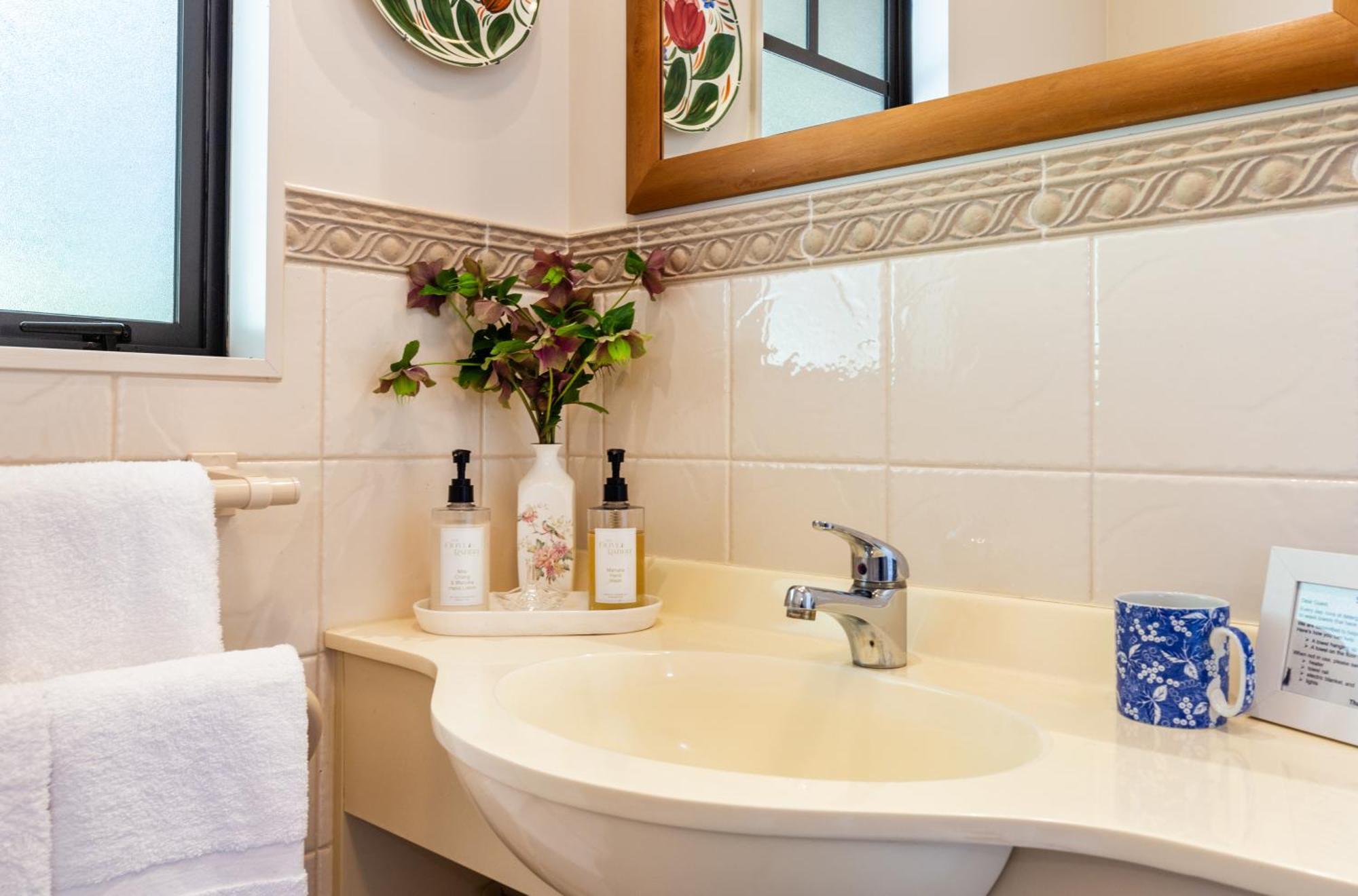Olive Rabbit - Boutique Bed&Breakfast Turangi Extérieur photo
