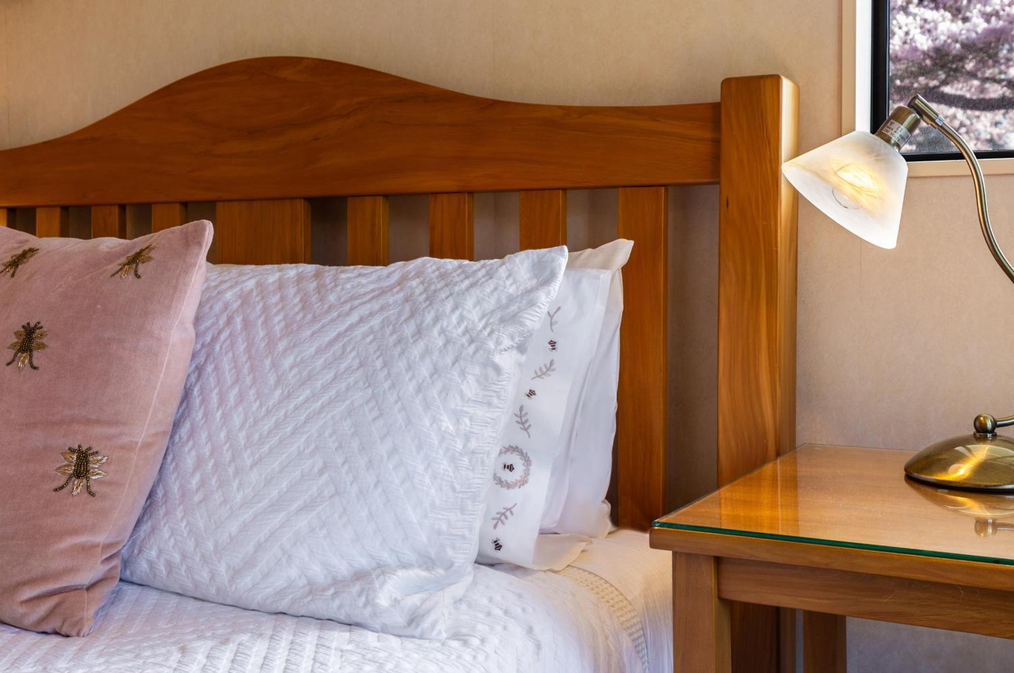 Olive Rabbit - Boutique Bed&Breakfast Turangi Extérieur photo